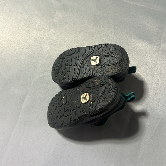 Baby Jordan’s - Picture 4 of 4